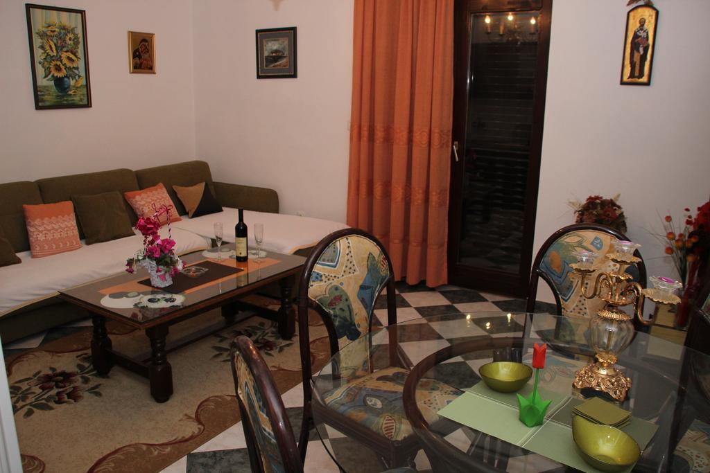 Apartment Glomazic بودفا الغرفة الصورة